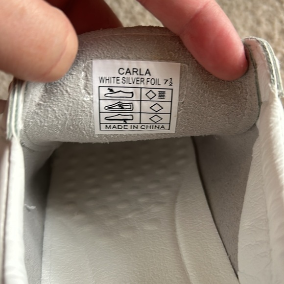 EEUC Vintage Havana Fashion Sneakers - Picture 5 of 7